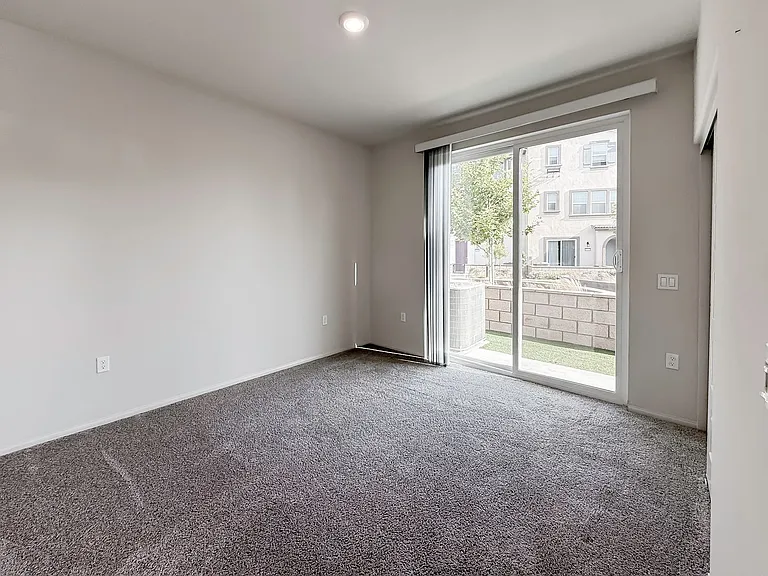 28076 Melrose Dr — Photo 51