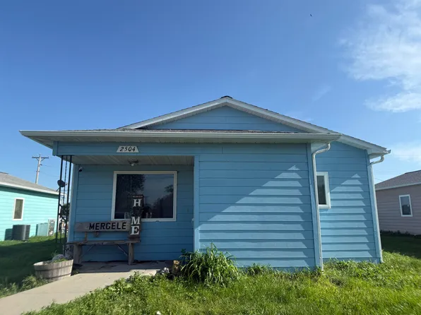 2504 W 22nd, North Platte, NE 69101