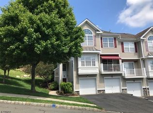 113 Ridge Dr #113, Pompton Lakes, NJ 07442