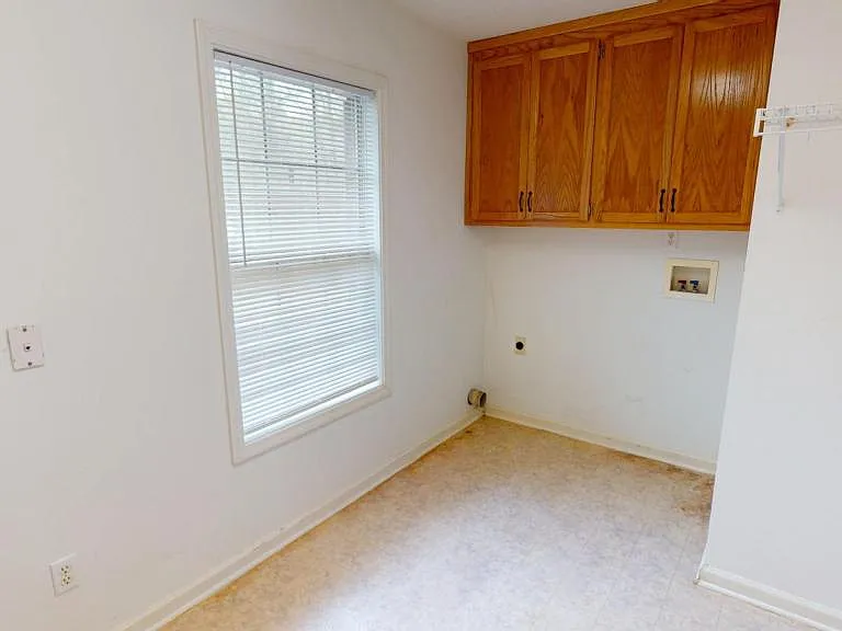 206 Myrick Dr — Photo 24