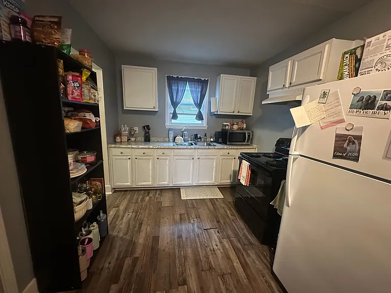 618 Harnett St #A — Photo 10