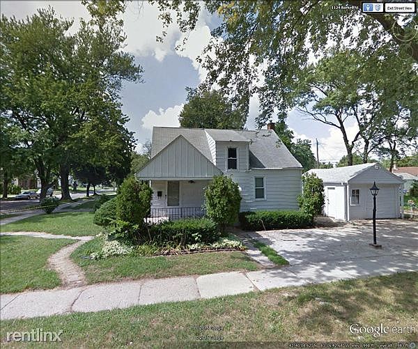 621 3RD AVE PONTIAC MI