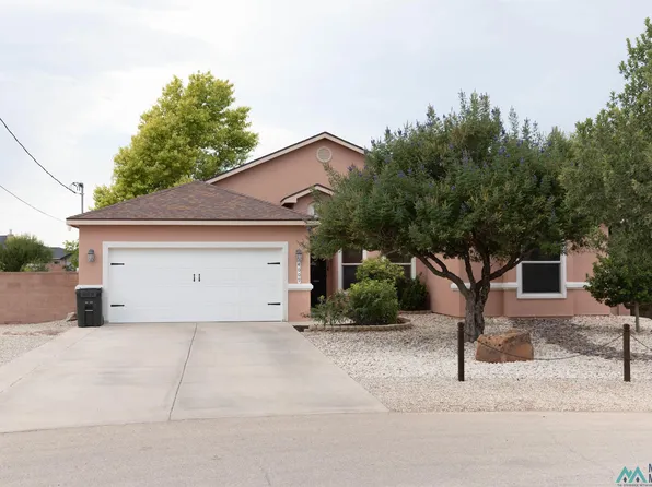 4009 Doc Holliday Ct S, Carlsbad, NM 88220