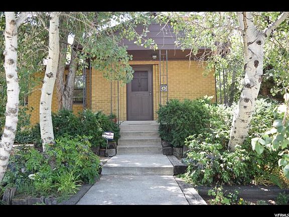 2nd image of 2716 E Louise Ave