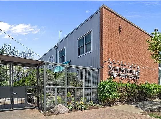1st image of 1300 W Altgeld St #107