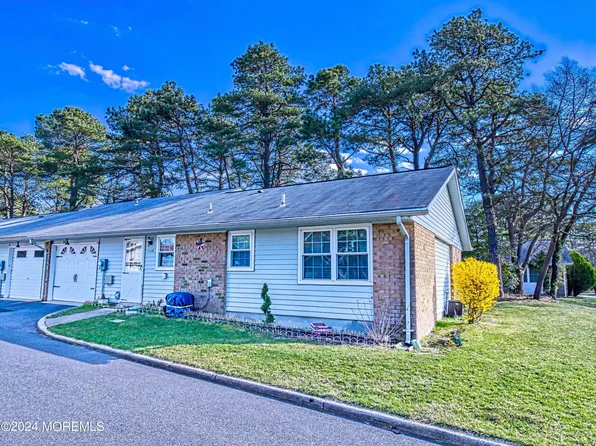 63A Cambridge Circle, Manchester, NJ 08759