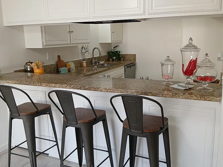 Eastbluff Townhomes — Photo 26