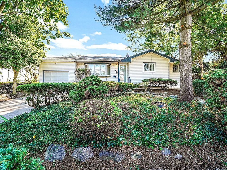 260 Barleau Street, Brentwood, NY 11717 Zillow