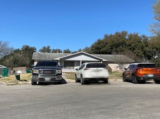 401 Willow Dr, Converse, TX 78109