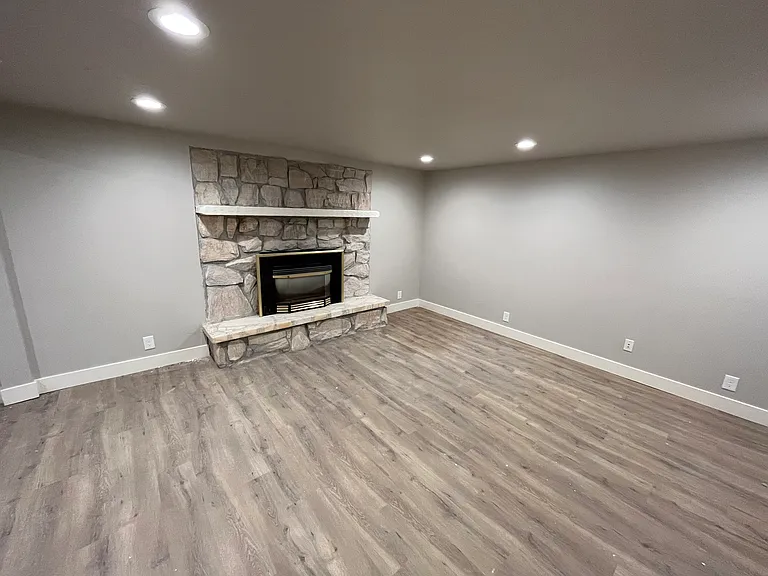 1868 W 4655 S #BASEMENT — Photo 2