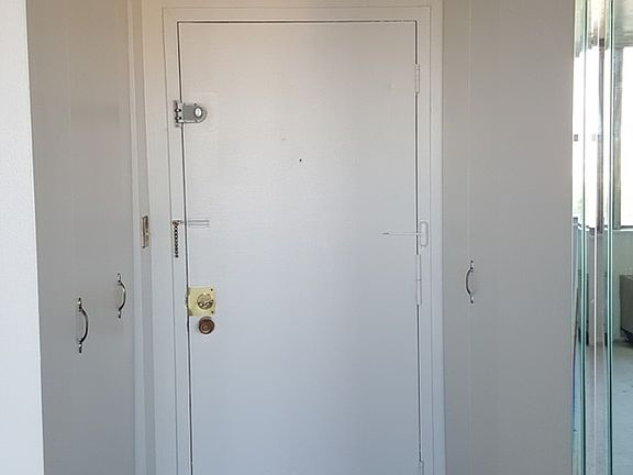 5th image of 4300 W Ford City Dr APT 607