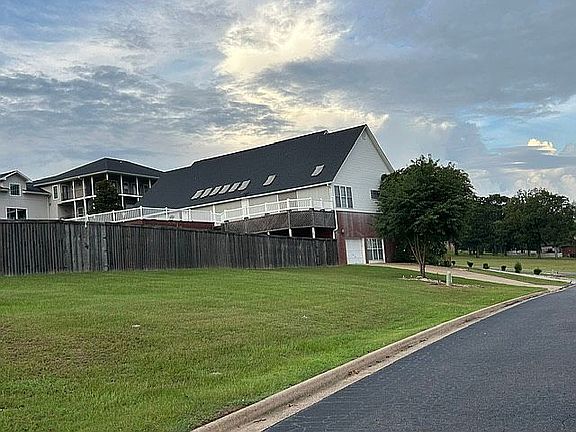 4th image of 173 Grand Vista Dr