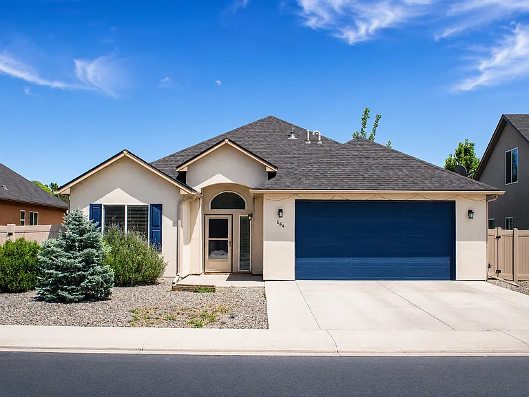 564 Red Cedar Way — Photo 6