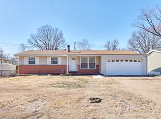 4 Sharon Ct, Florissant, MO