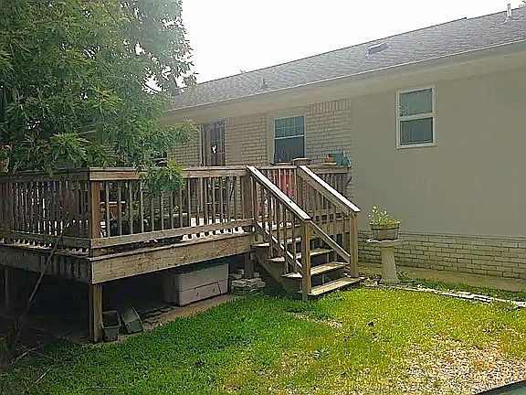 5th image of 1211 Clearview Dr