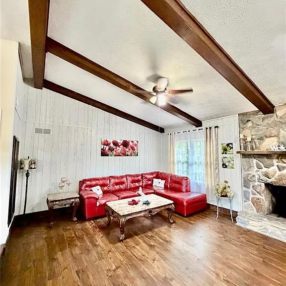 665 Arnold Rd — Photo 3