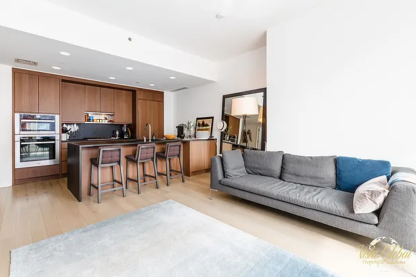 Rented by Vista Global Property Solutions | media 9