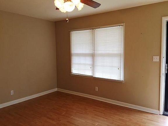 5th image of 508 Locust St