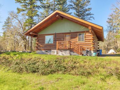 5737 Rockydale Rd, Cave Junction, OR, 97523