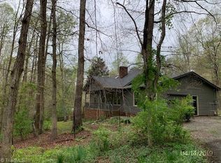 3094 Rainbow Ave, Pfafftown, NC 27040