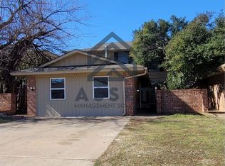 7217 Edenborough Dr, Oklahoma City, OK 73132