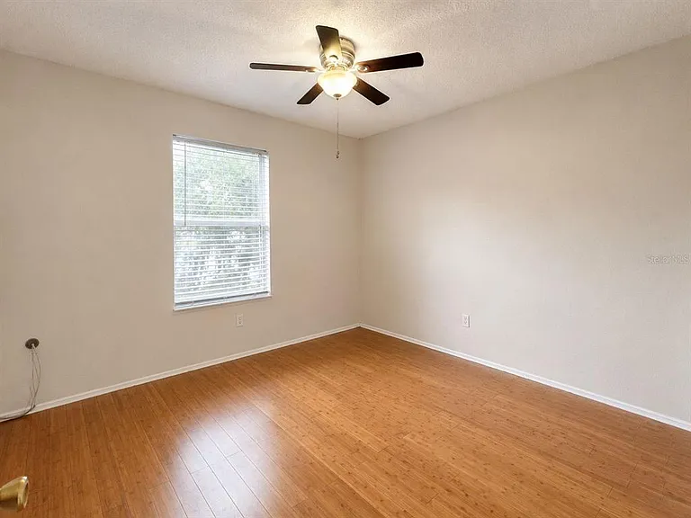 14426 Island Cove Dr — Photo 19