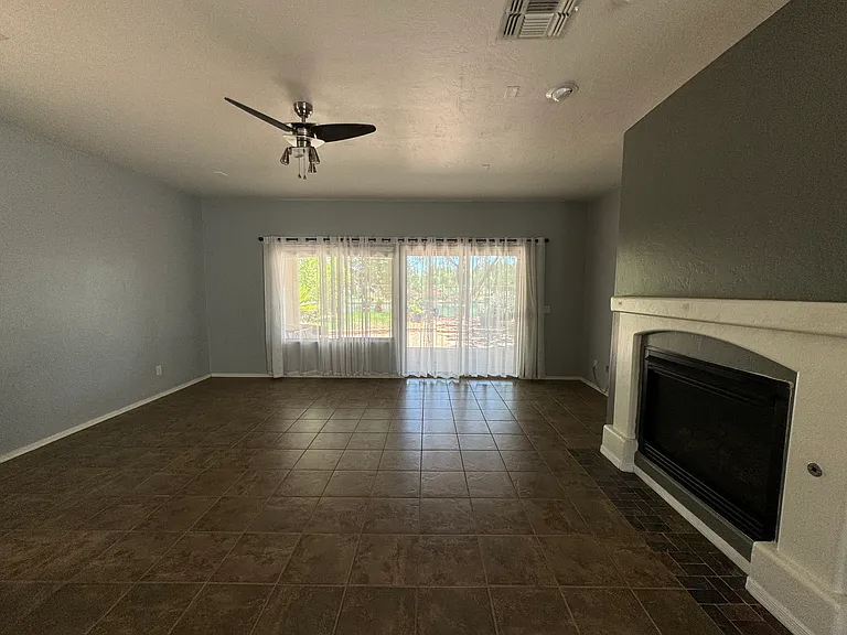 15233 S Via Lago Del Encanto — Photo 7