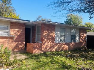 2203 Greenway St, Arlington, TX 76010