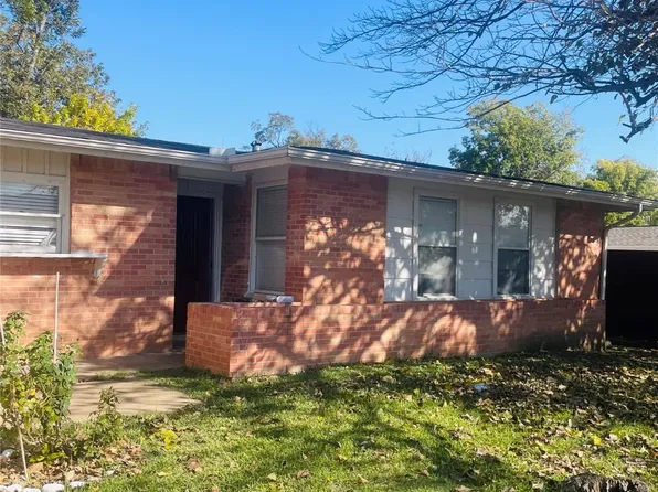 2203 Greenway St, Arlington, TX 76010