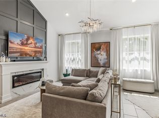 4704 Arboretum Cir #102, Naples, FL 34112
