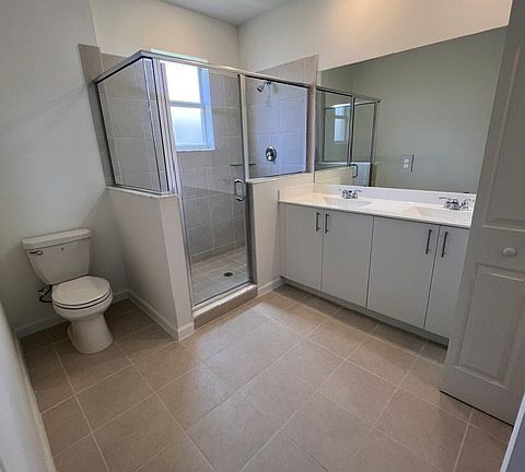 5th image of 2655 SE 25th Ter