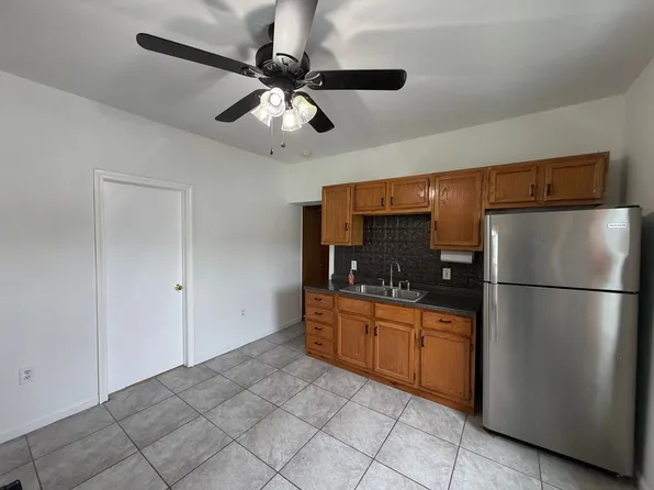 26 Abbott St, Lowell, MA 01852