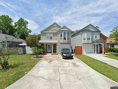 594 Staffordshire Dr E #1 Photo 1 594 Staffordshire Dr E #1 Photo 1