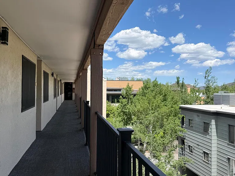600 E Main St #406 — Photo 23