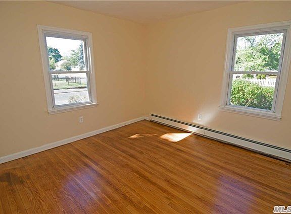 3rd image of 43 Marshall Ave