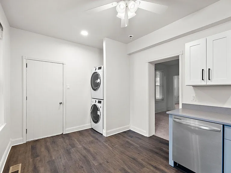 212 New St #1 — Photo 12