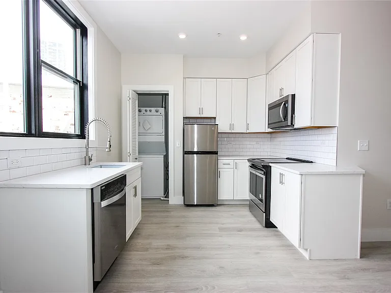 141 Newark Ave #5 — Photo 5