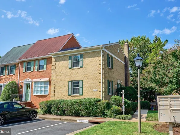 2670 Centennial Ct, Alexandria, VA 22311