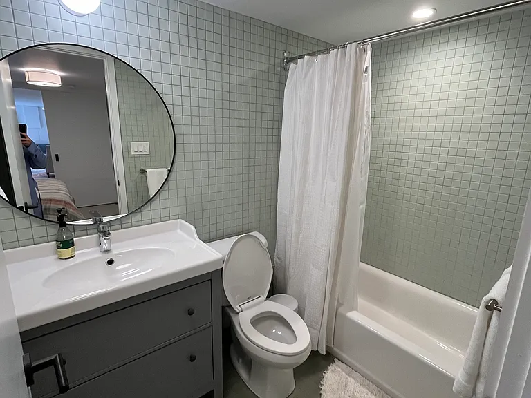 503 Quincy St NW #B — Photo 6
