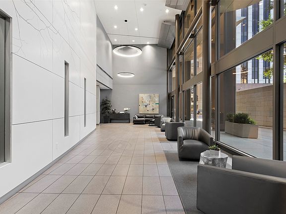 3rd image of 1200 Main St APT 1607