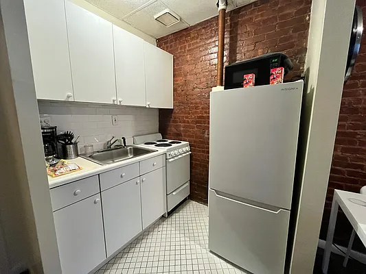 Rented by Compass | media 8