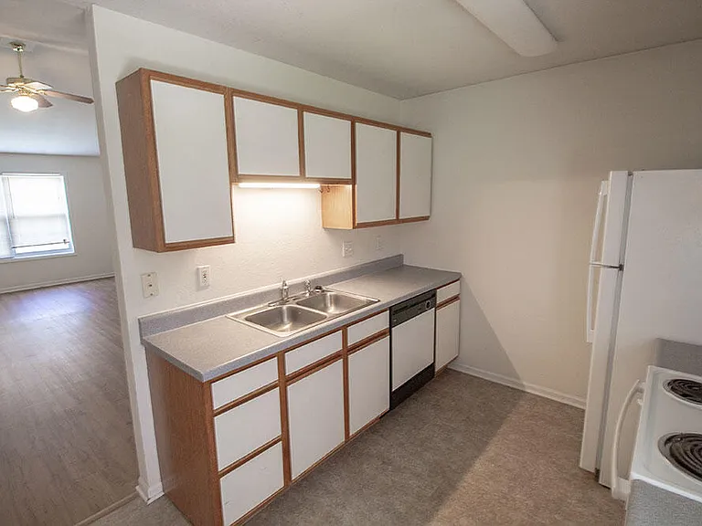 5200 Tessa Way — Photo 7