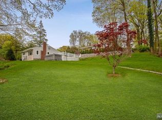 228 E Clinton Ave, Tenafly, NJ 07670
