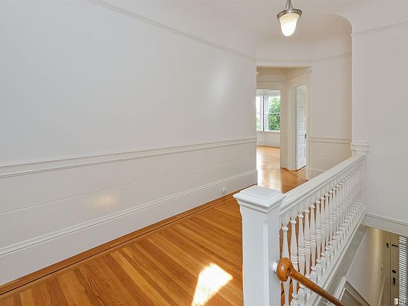 5th image of 3679-3681 Sacramento St
