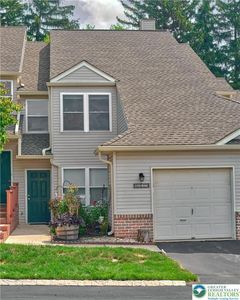194 Lindfield Cir, Macungie, PA, 18062