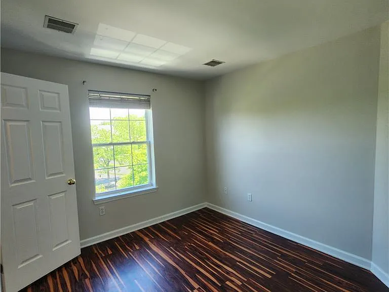854 Nittany Ct — Photo 17