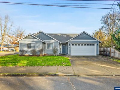 1075 12th Ave, Sweet Home, OR, 97386