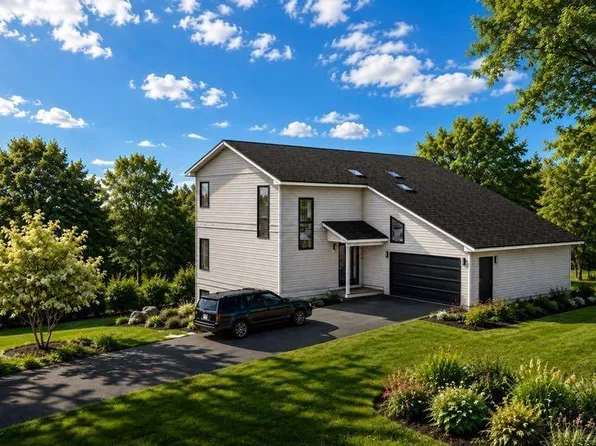 90 Cannon Rock Ln, Shad Bay, NS B3T 2H4