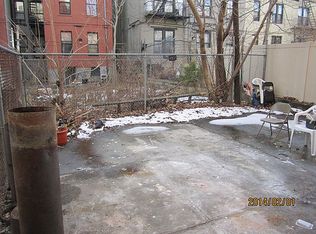 86 Grove St #3, Brooklyn, NY 11221