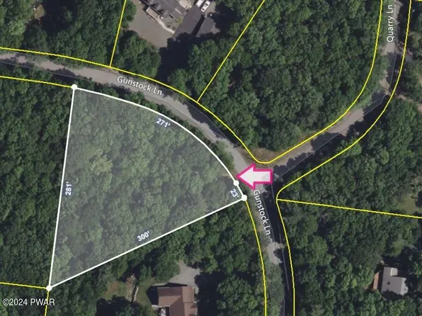 190 Gunstock Ln, Tafton, PA 18464